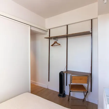 Chic And Minimalist Balat *