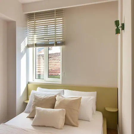 Chic And Minimalist Balat * İstanbul