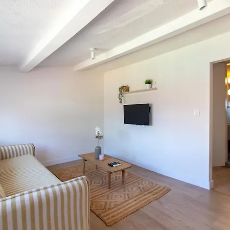Chic And Minimalist Balat Daire İstanbul